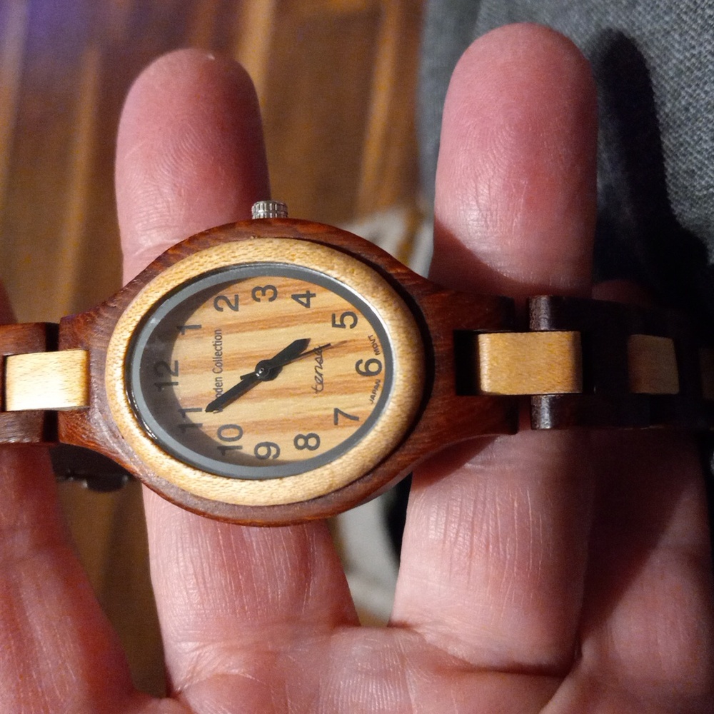 Tense Wooden Ladies Watch